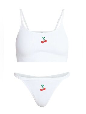 Seamless Bralette and Thong 2-Piece Set for Women from No Boundaries